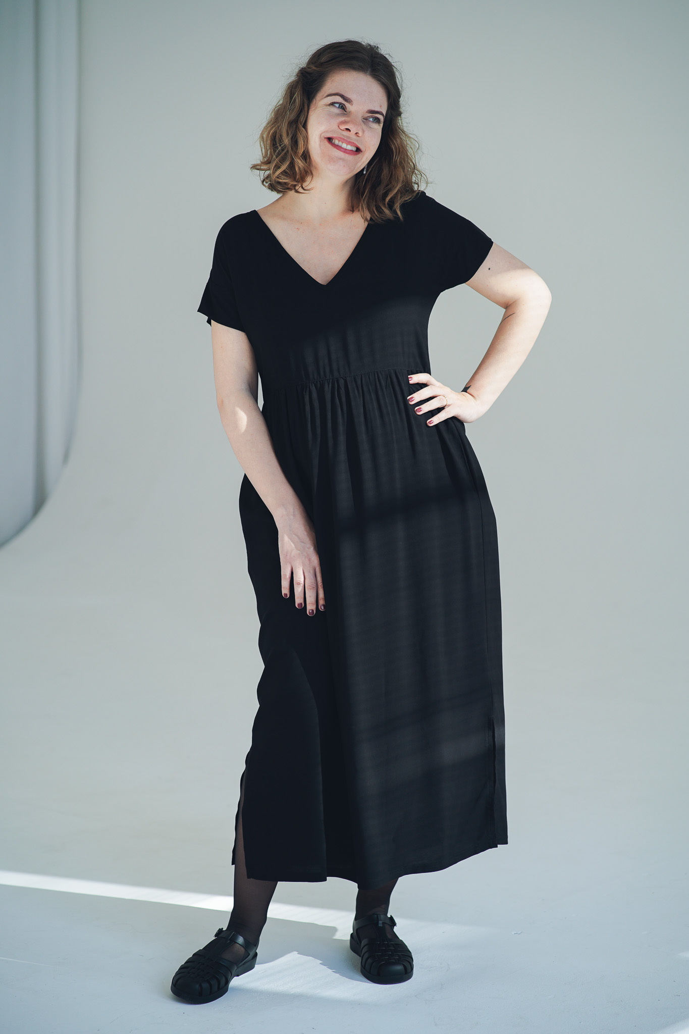 Šaty Simple Long Black - foto 10